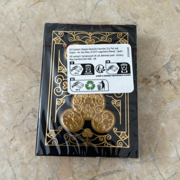 Collector Mickey Mouse Playing Cards NIB - Picture 2 of 2